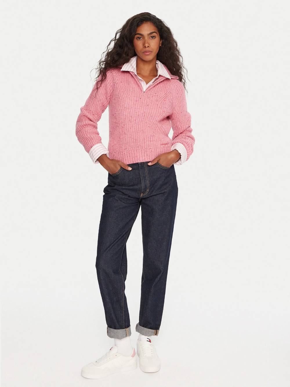 detail Tommy Jeans dámský růžový svetr