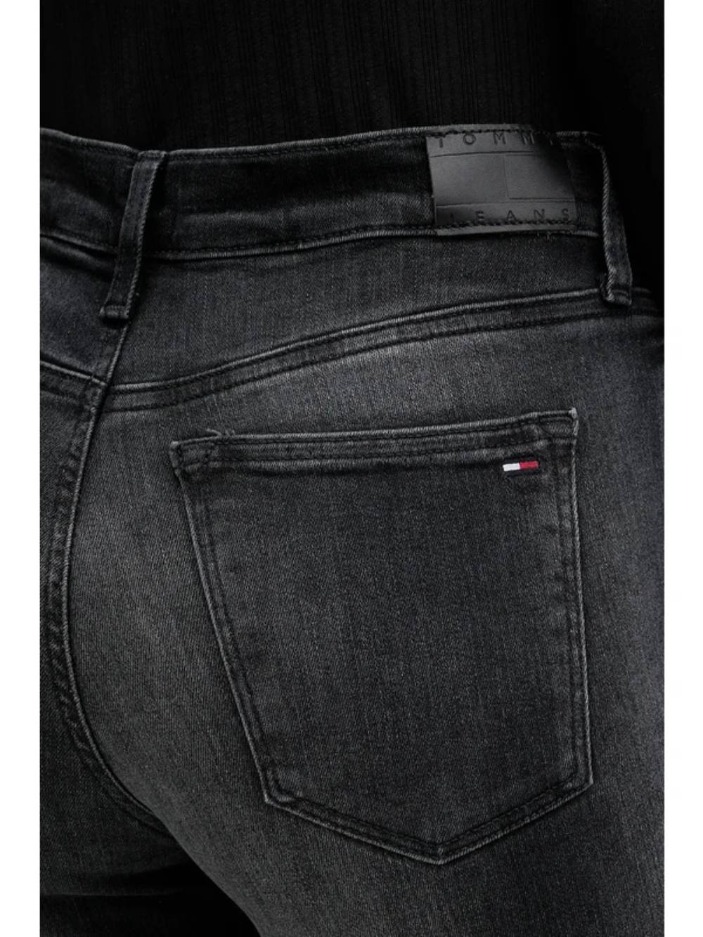 detail Tommy Jeans dámské černé džíny