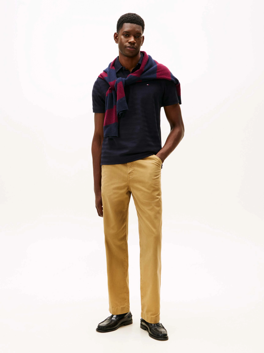 detail Tommy Hilfiger pánské  tmavě modré polo tričko