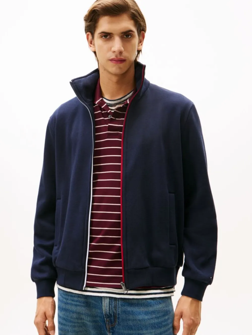detail Tommy Hilfiger pánská modrá mikina