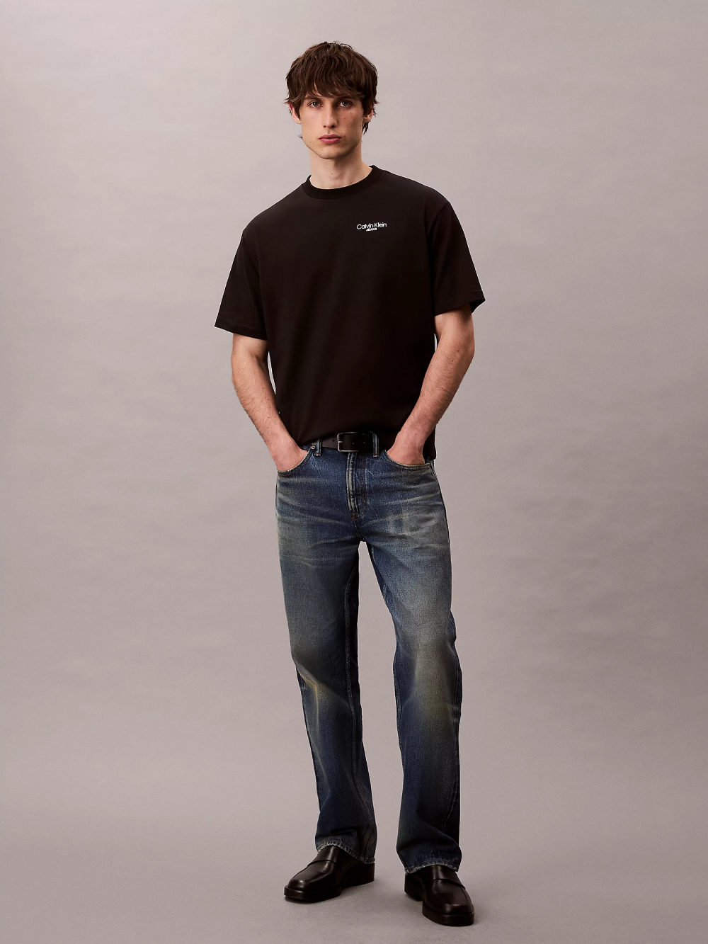 detail Calvin Klein pánské černé tričko