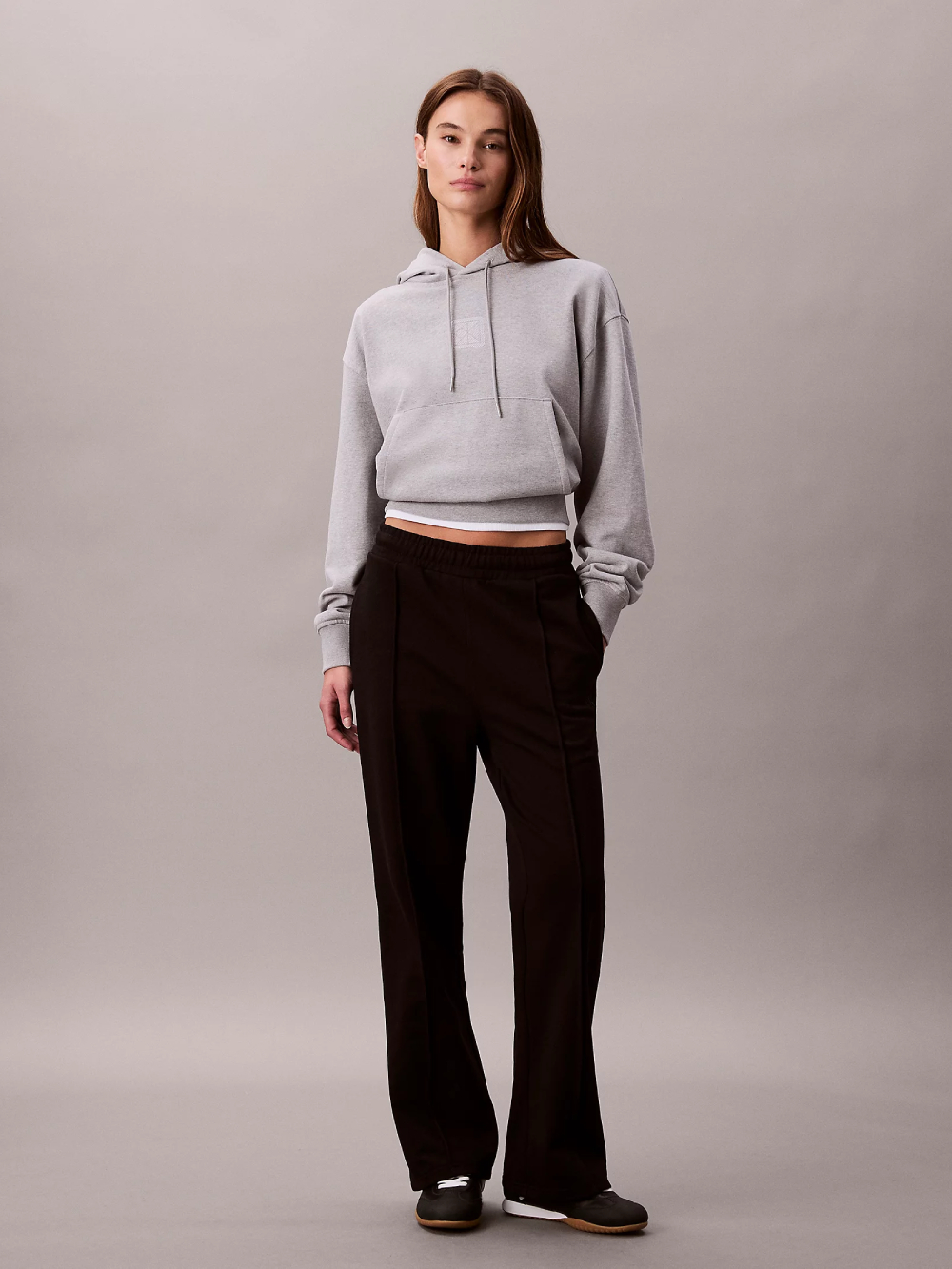 detail Calvin Klein dámské černé tepláky