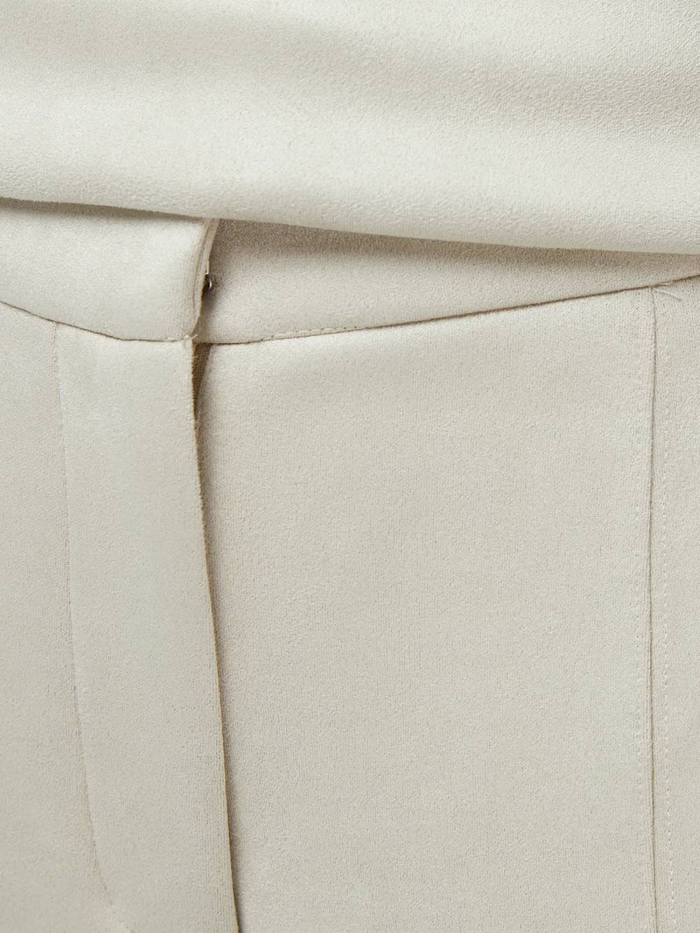 detail Guess dámské béžové kalhoty