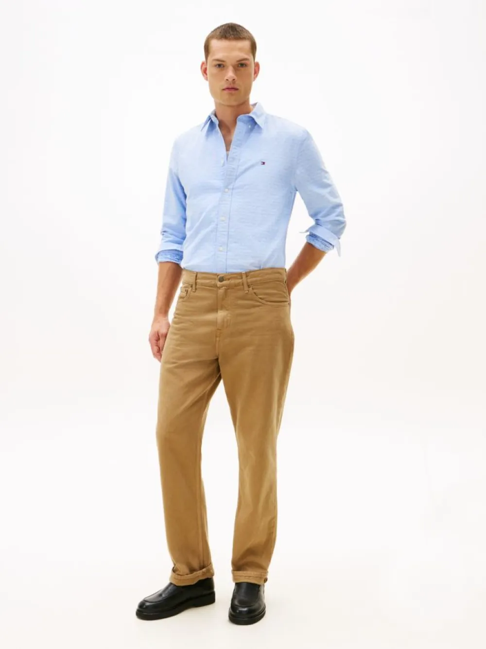 detail Tommy Hilfiger pánská modrá košile