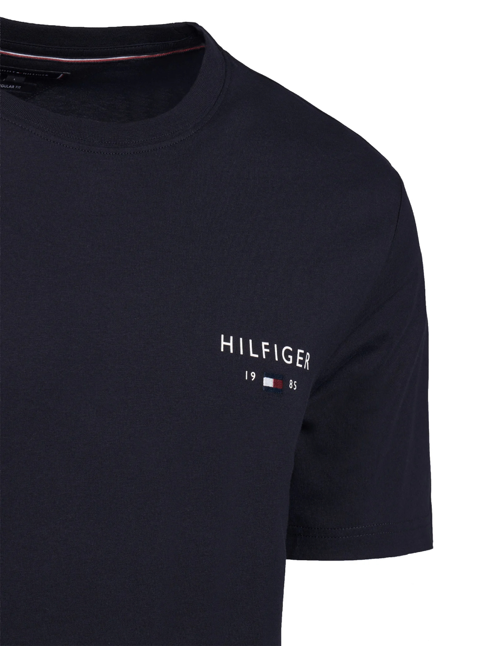 detail Tommy Hilfiger pánské tmavě modré triko