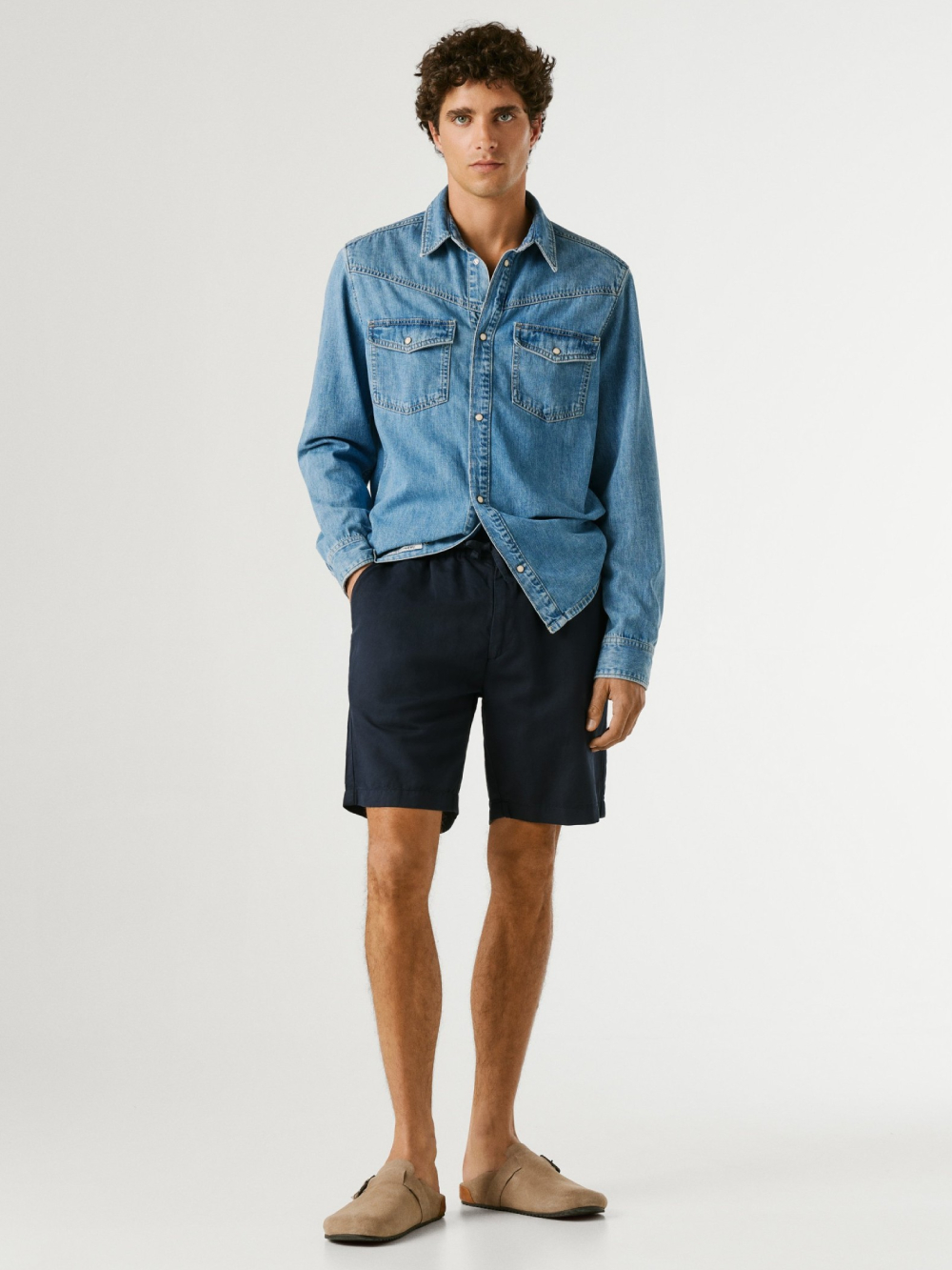 detail Pepe Jeans pánské modré šortky