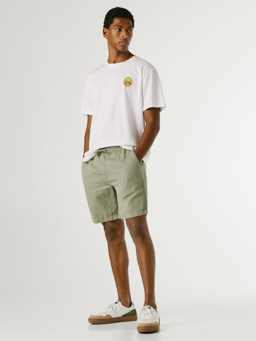 detail Pepe Jeans pánské khaki šortky
