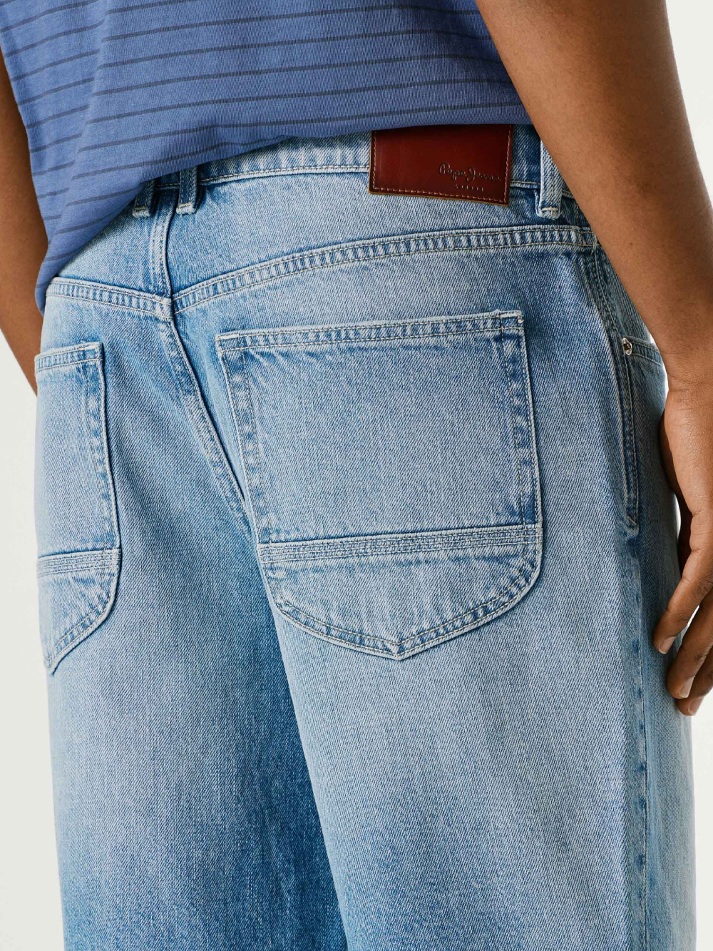 detail Pepe Jeans pánské modré džínové šortky