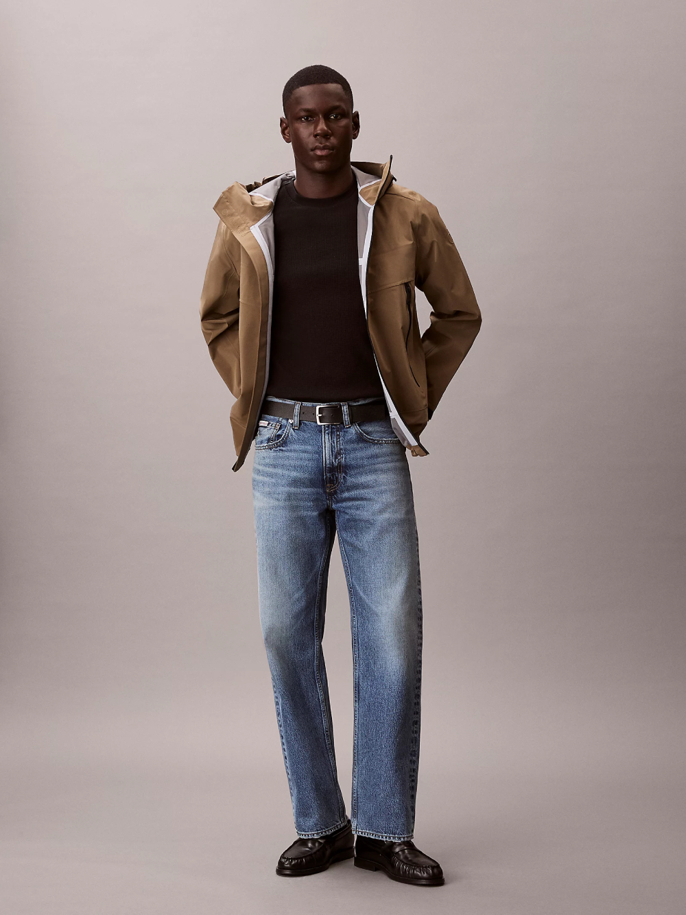 detail Calvin Klein pánské černé tričko