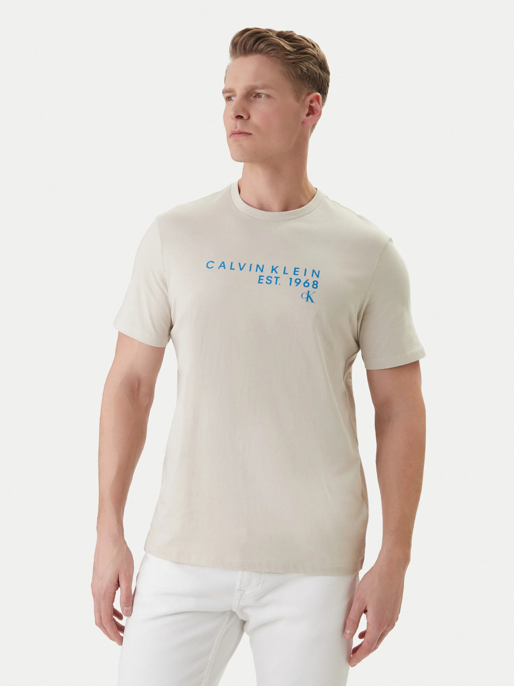 detail Calvin Klein pánské béžové tričko