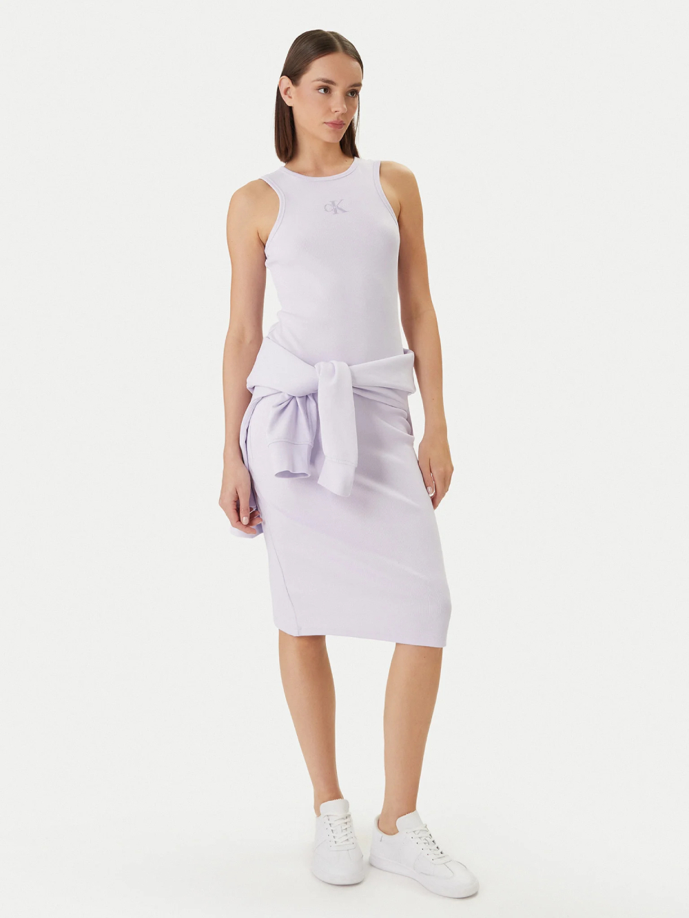 detail Calvin Klein dámské fialové šaty
