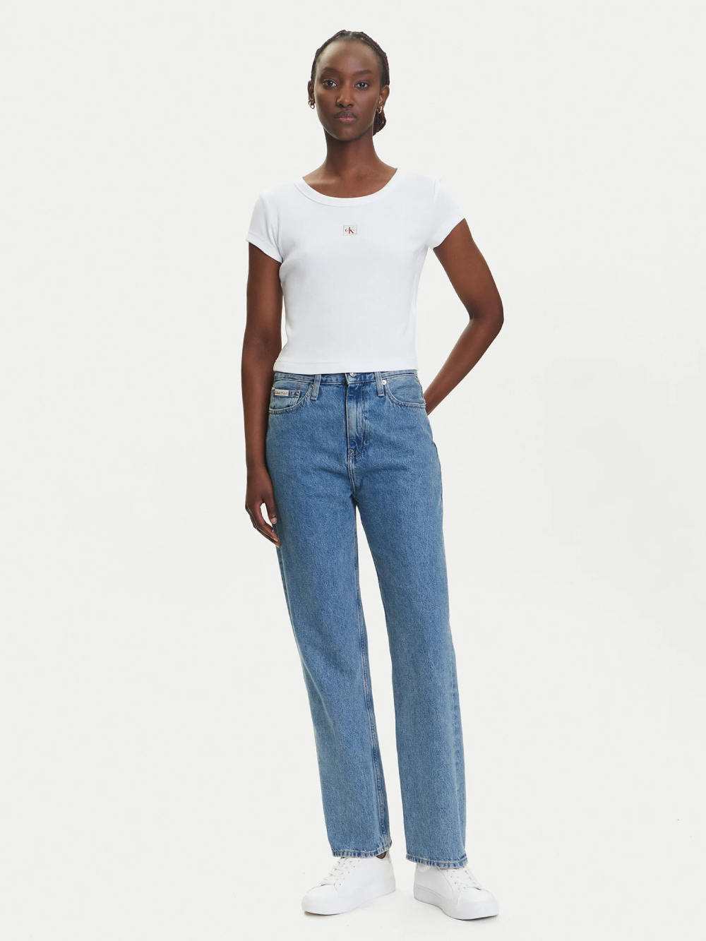 detail Calvin Klein dámské bílé tričko