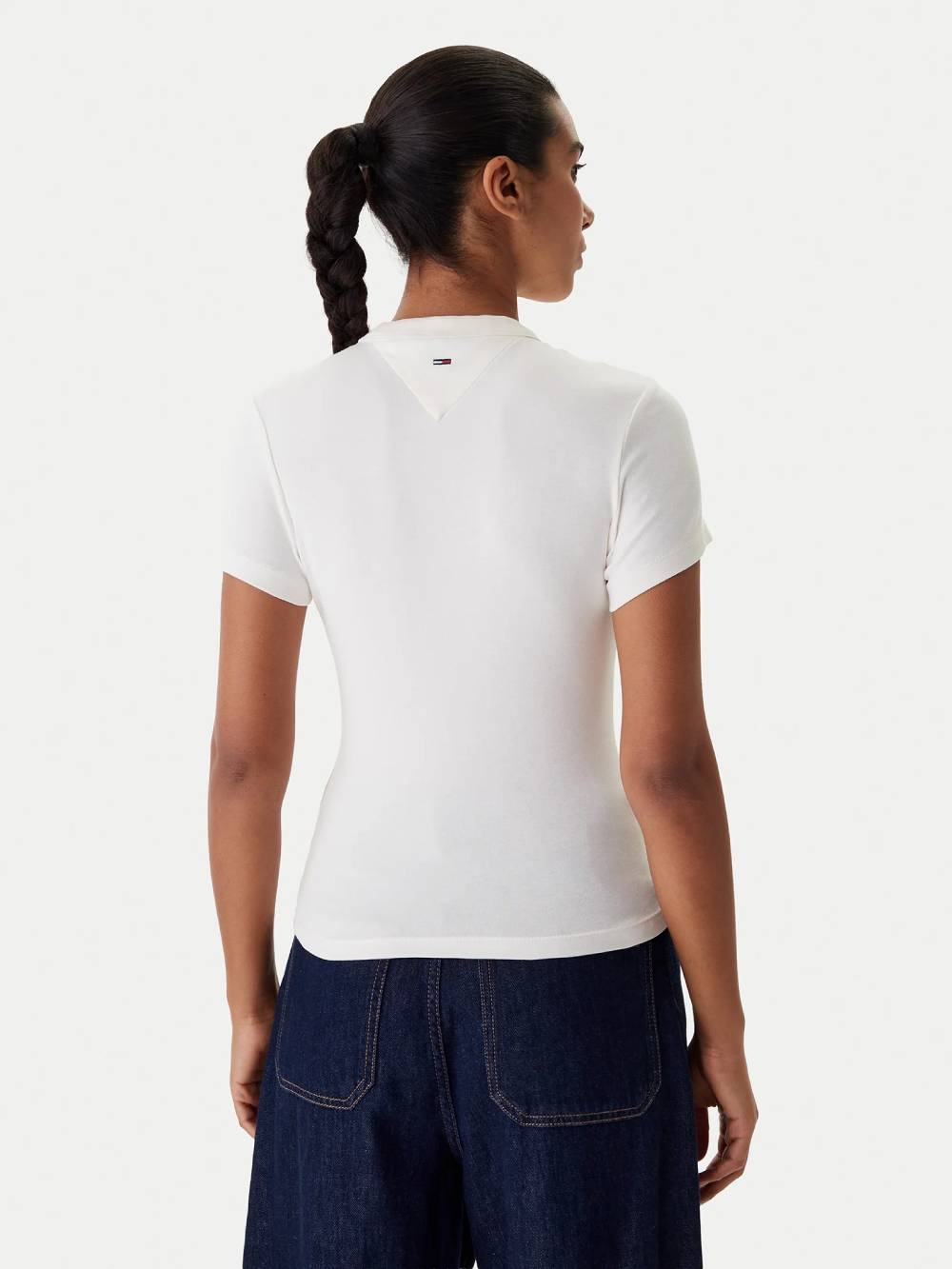 detail Tommy Jeans dámské krémové tričko