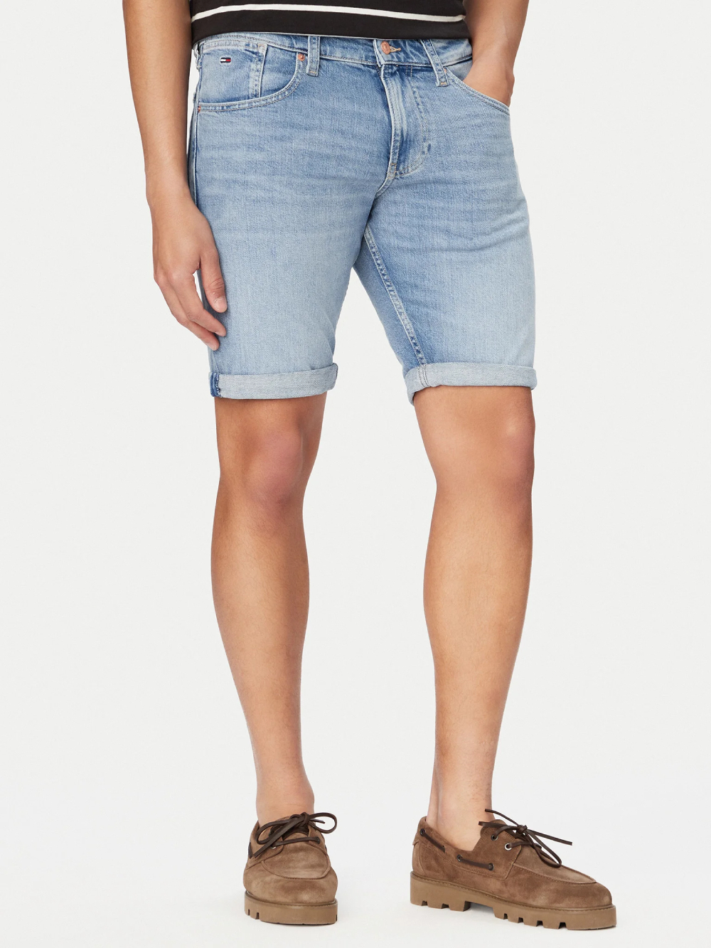 detail Tommy Jeans pánské modré džínové šortky