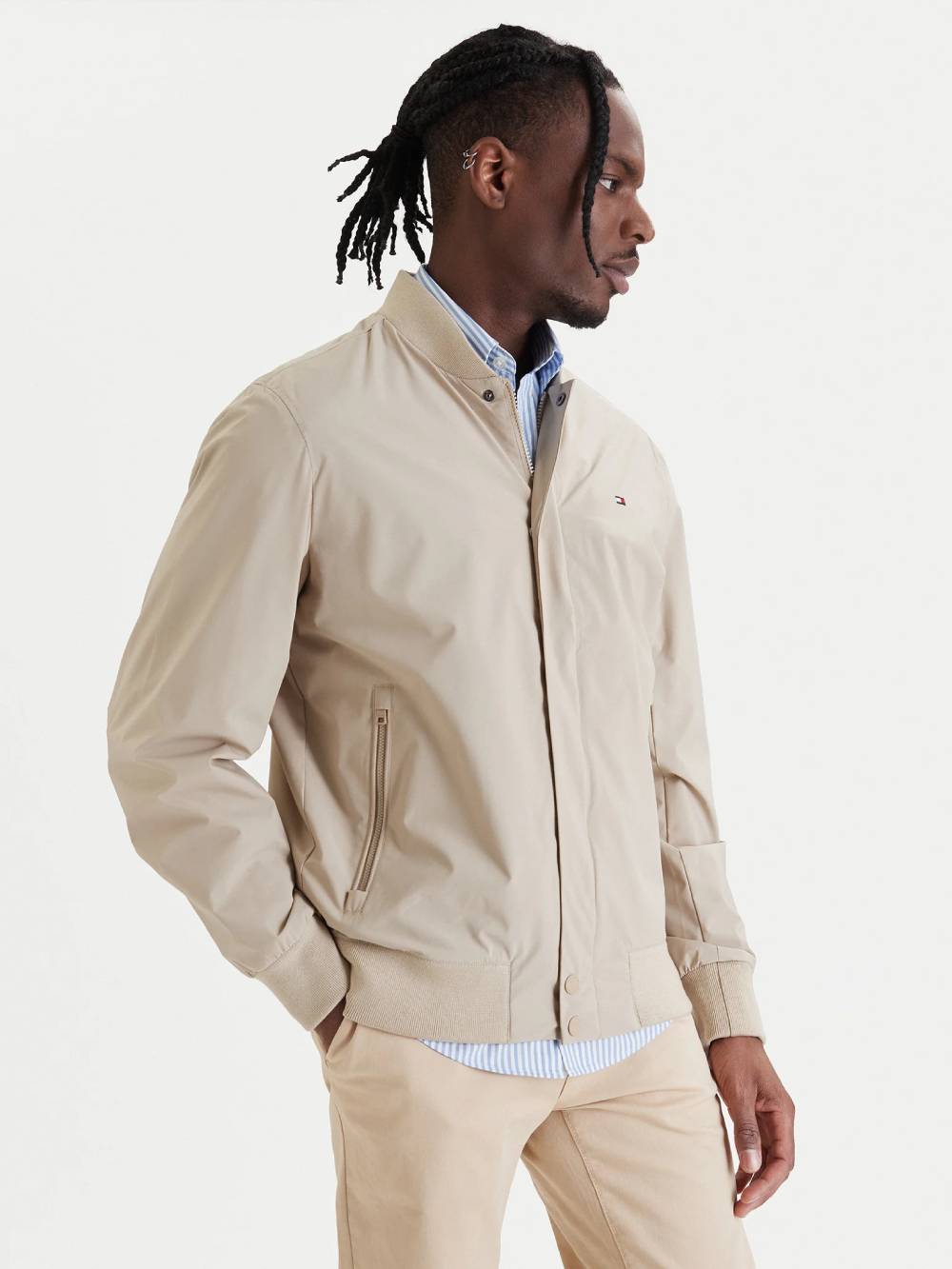 detail Tommy Hilfiger pánský béžový bomber