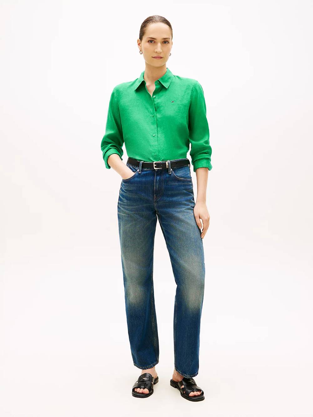 detail Tommy Hilfiger dámská zelená lněná košile