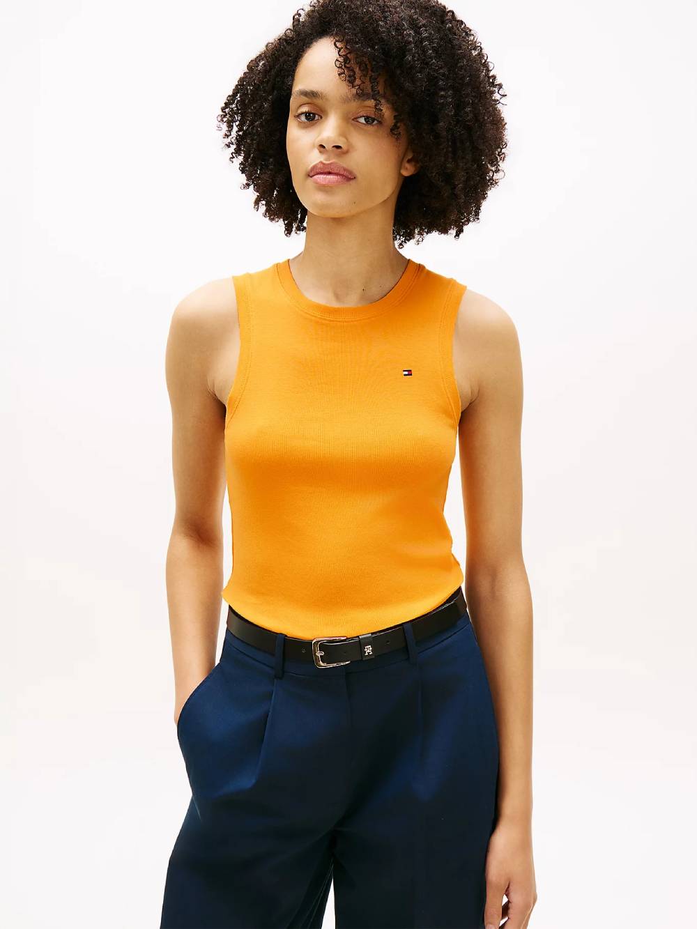 detail Tommy Hilfiger dámské oranžové tílko