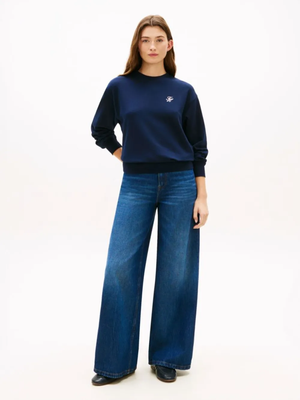detail Tommy Hilfiger dámská tmavě modrá mikina