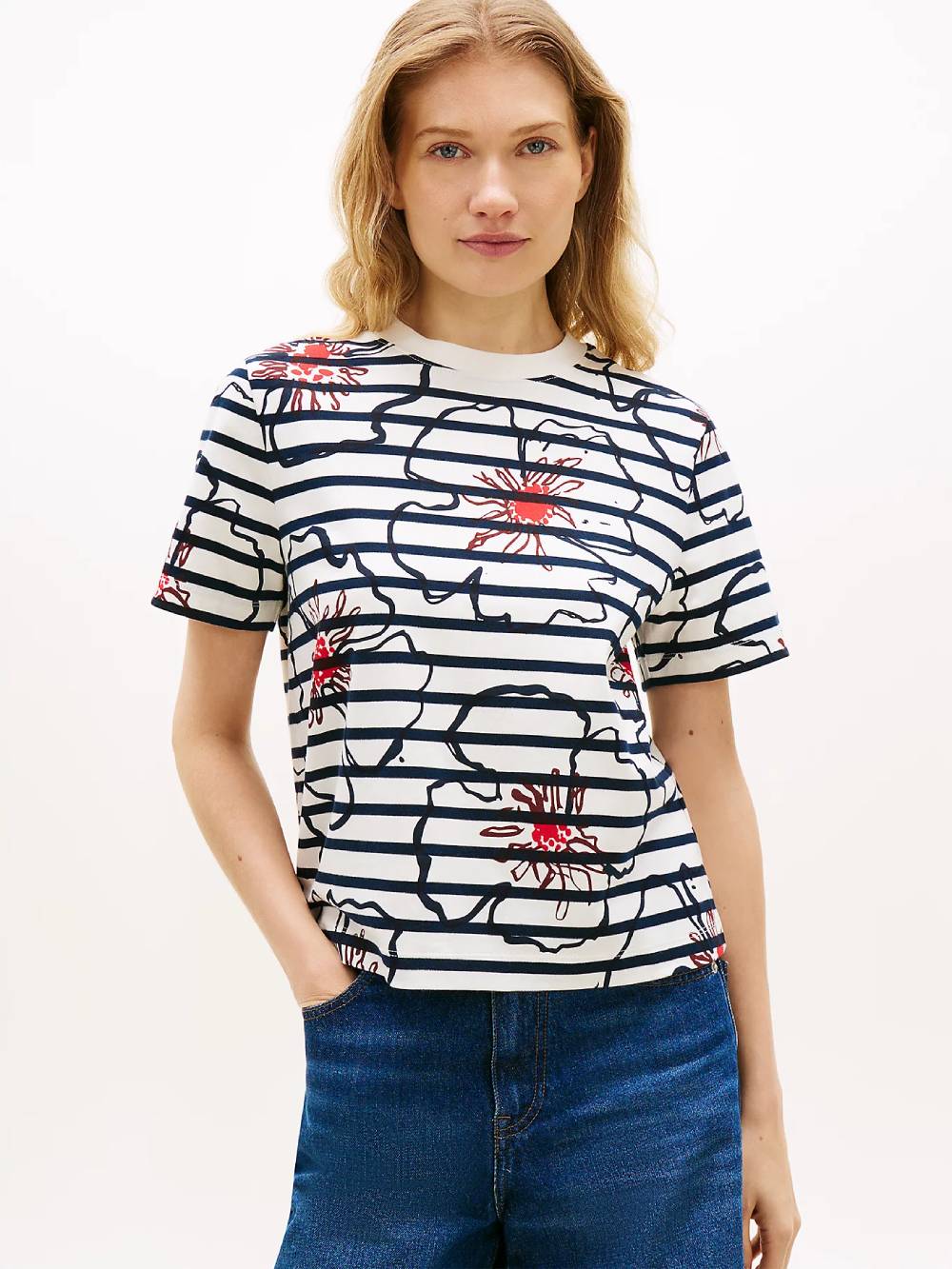 detail Tommy Hilfiger dámské květované  tričko
