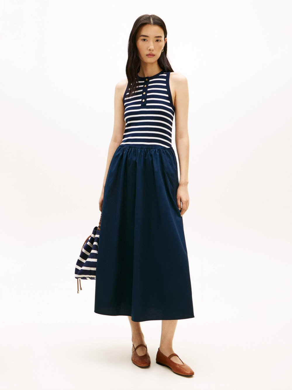 detail Tommy Hilfiger dámské tmavě modré šaty