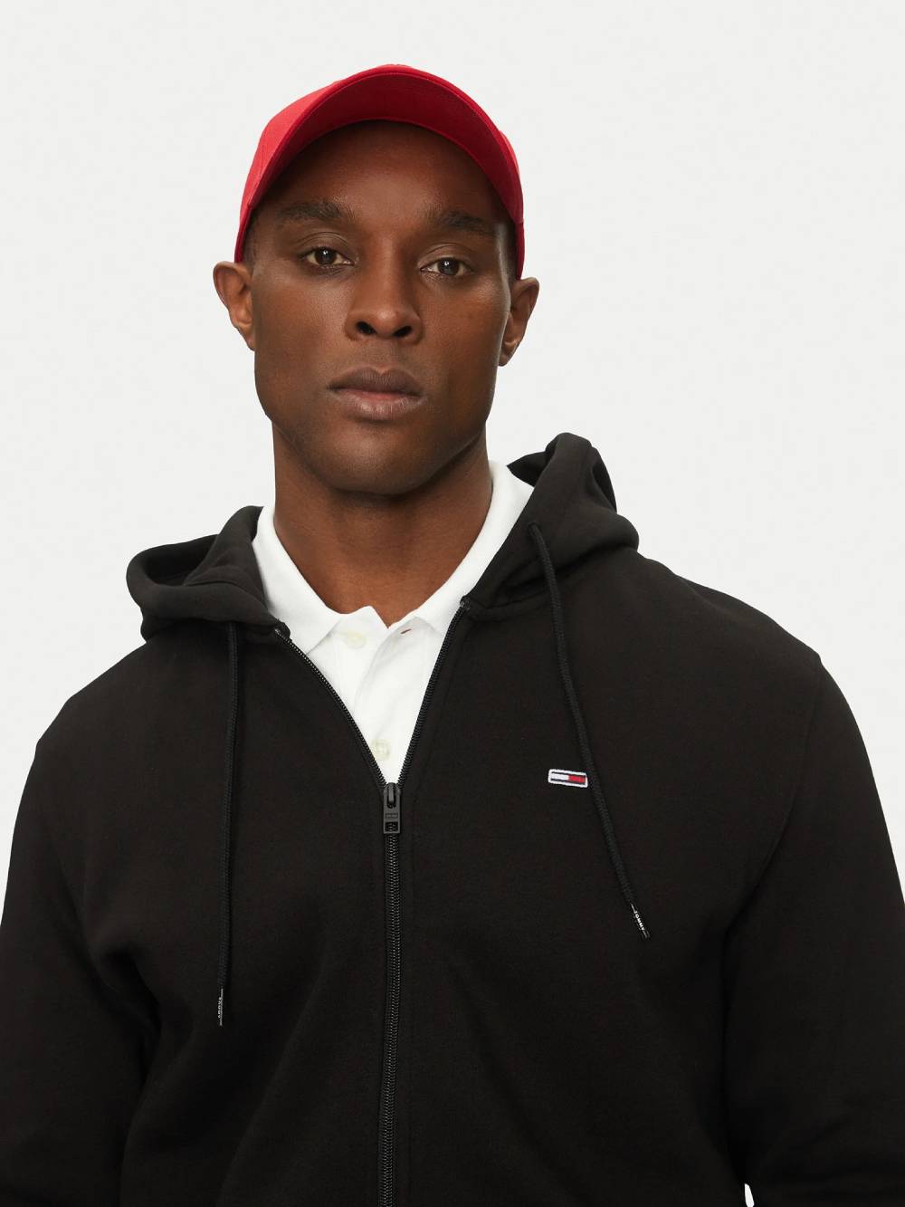 detail Tommy Jeans pánská černá mikina