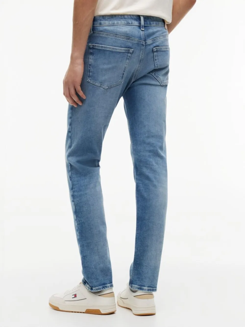 detail Tommy Jeans pánské modré džíny