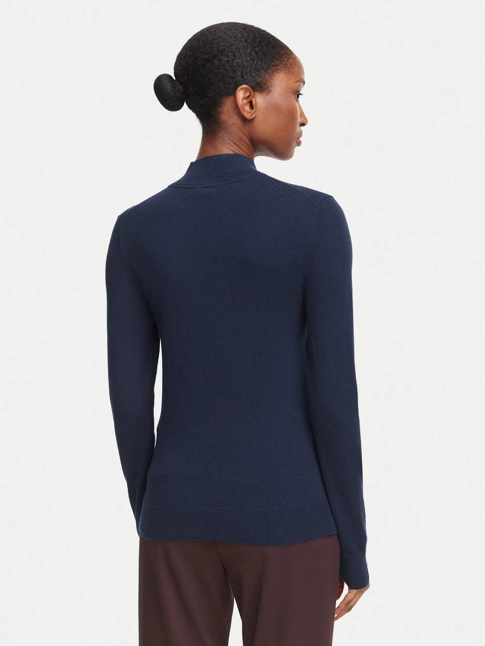 detail Tommy Hilfiger dámský modrý rolák