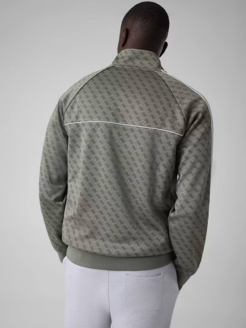detail Guess pánská khaki mikina