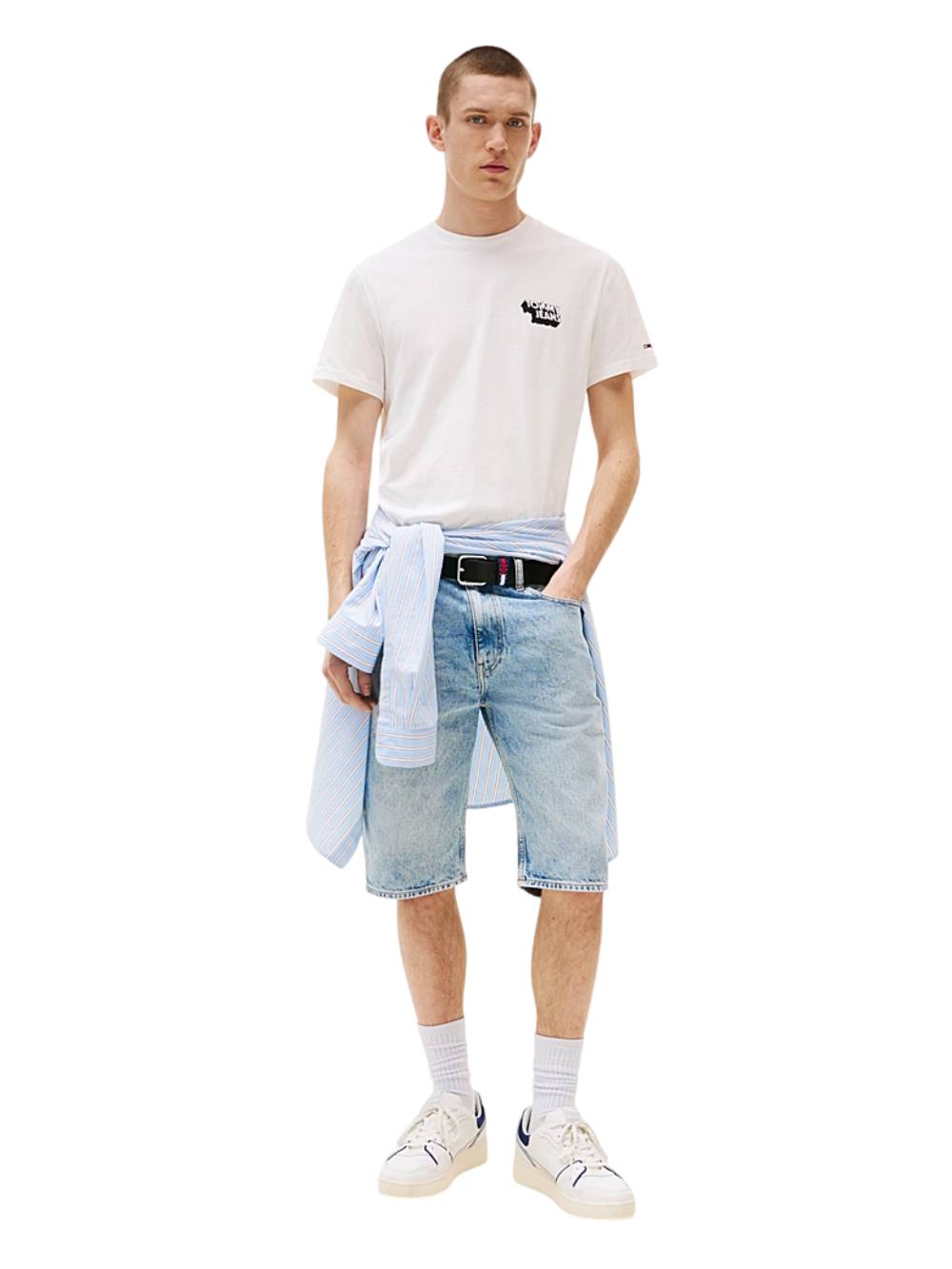 detail Tommy Jeans pánské bílé triko