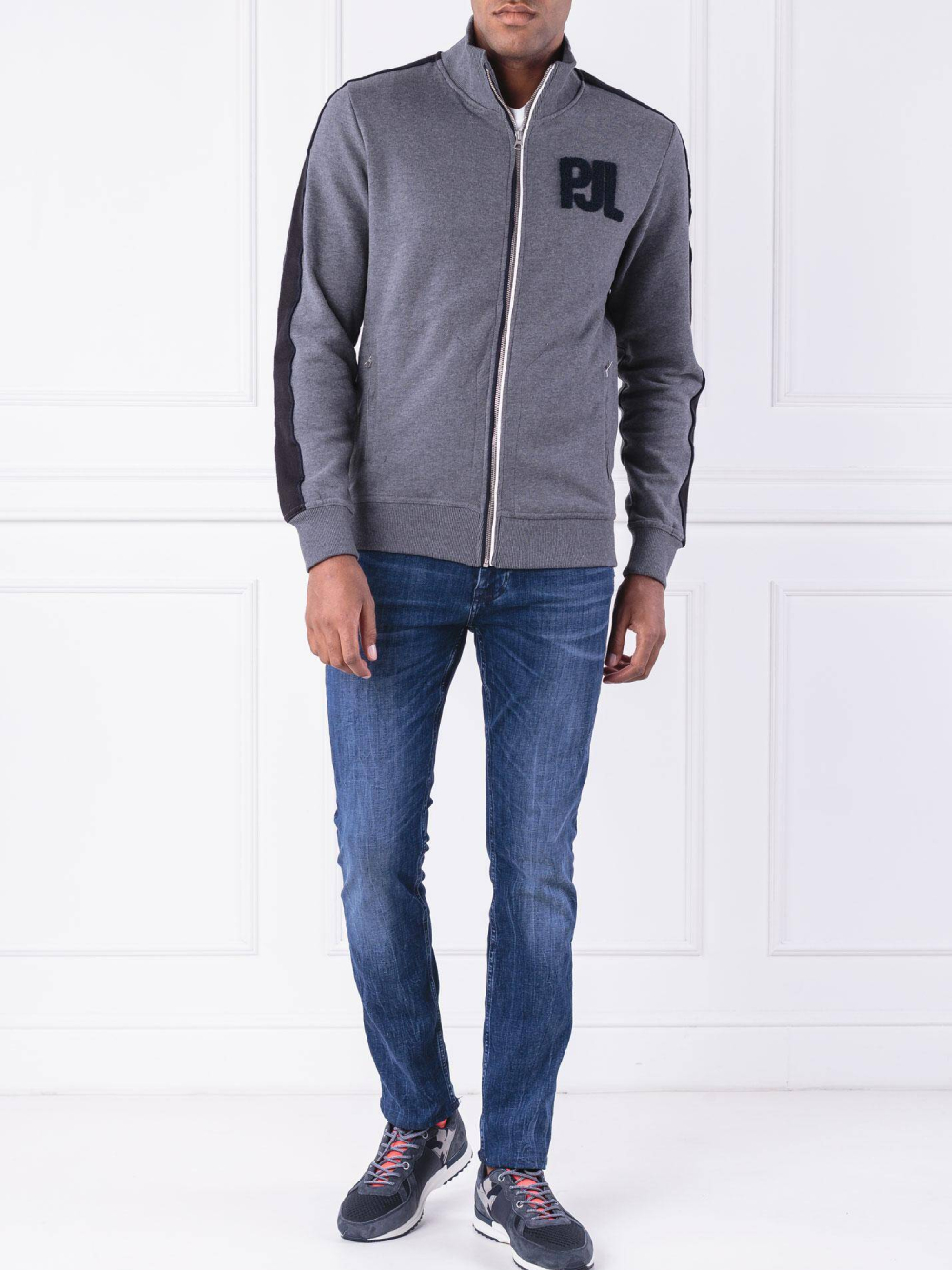 detail Pepe Jeans pánská šedá mikina