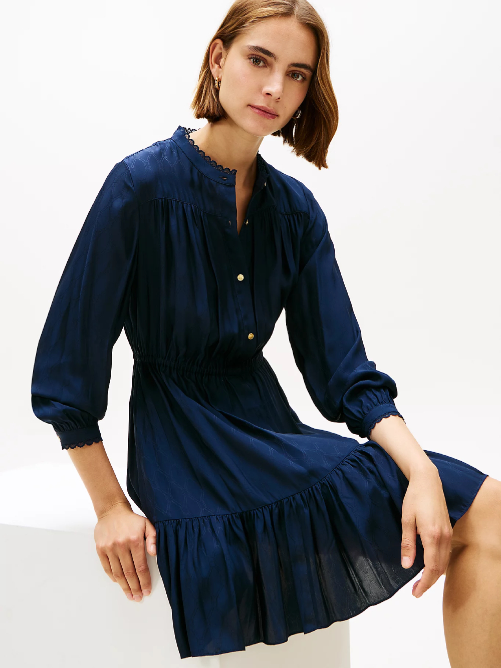 detail Tommy Hilfiger dámské tmavě modré šaty