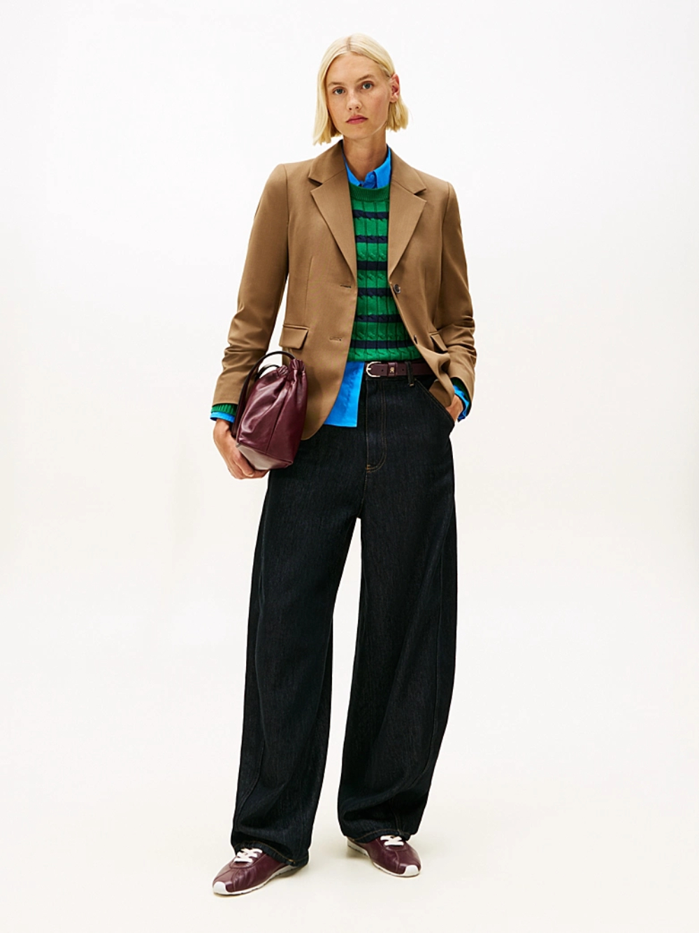 detail Tommy Hilfiger dámské hnědé sako