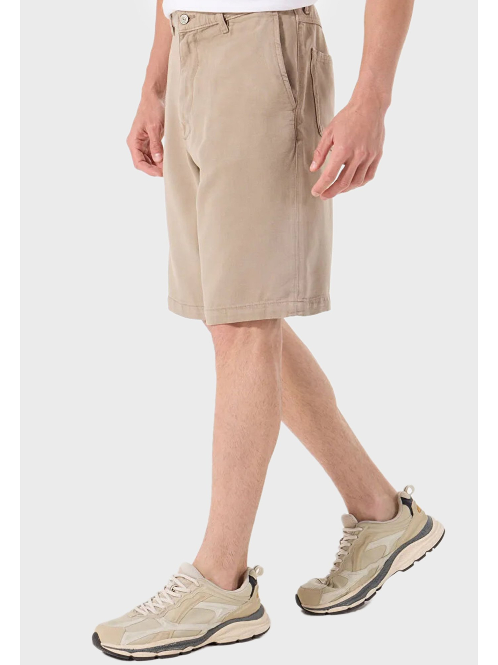 detail Calvin Klein pánské béžové šortky