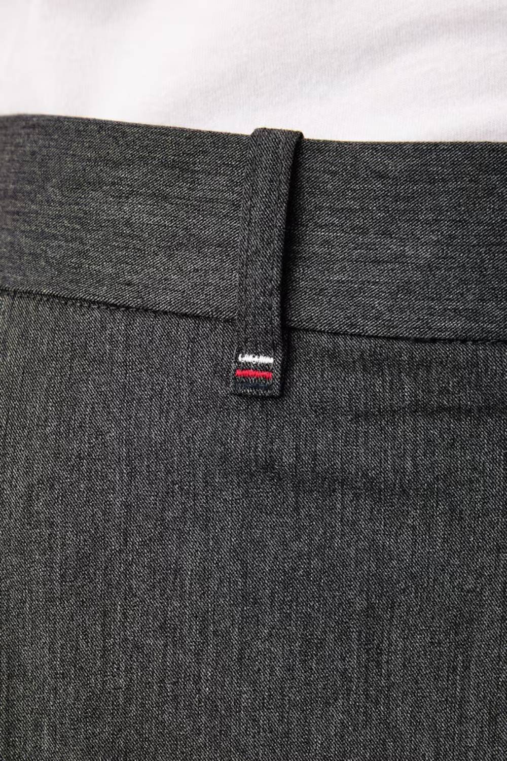 detail Tommy Hilfiger dámské šedivé kalhoty