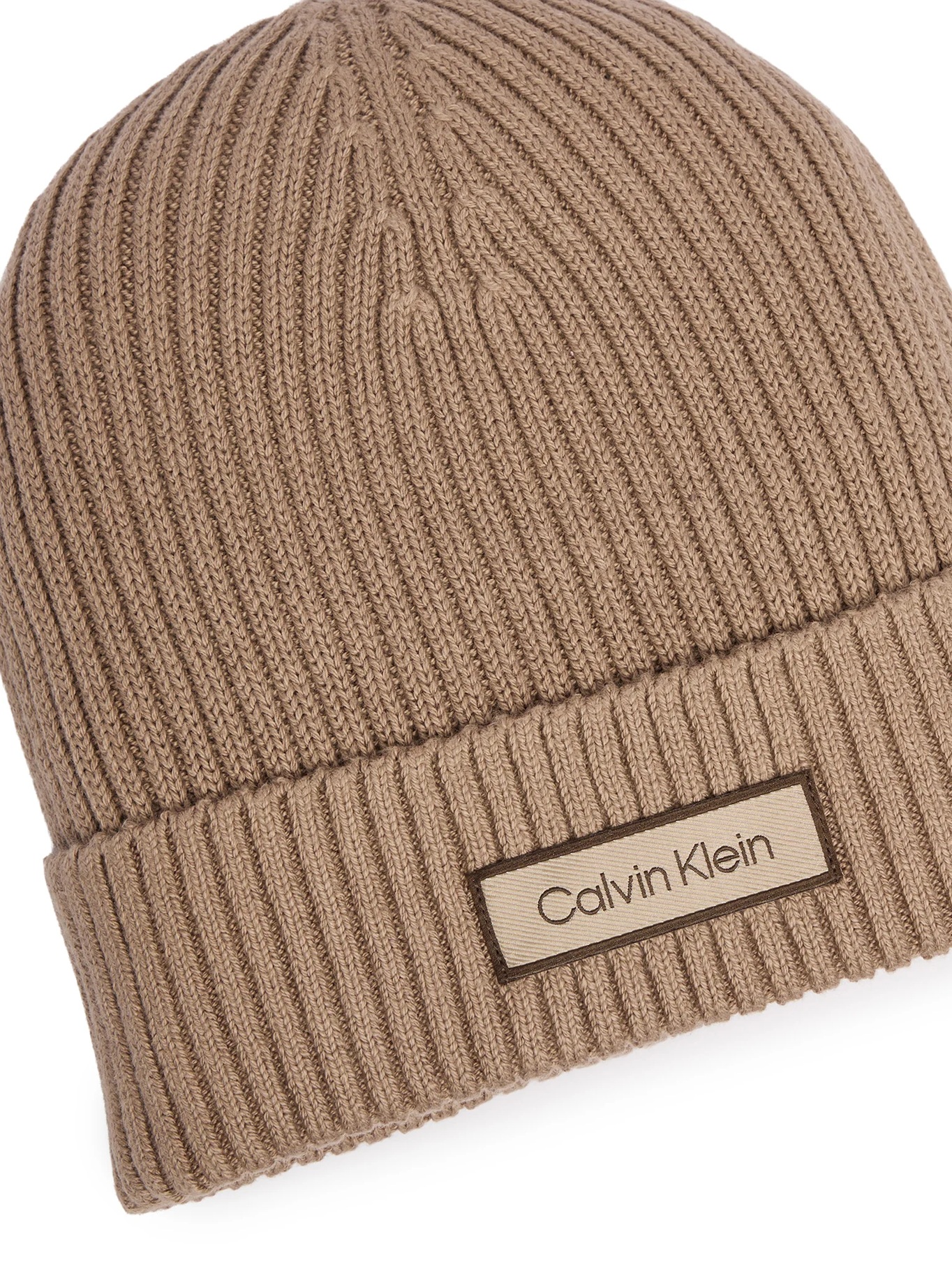 detail Calvin Klein pánská béžová čepice