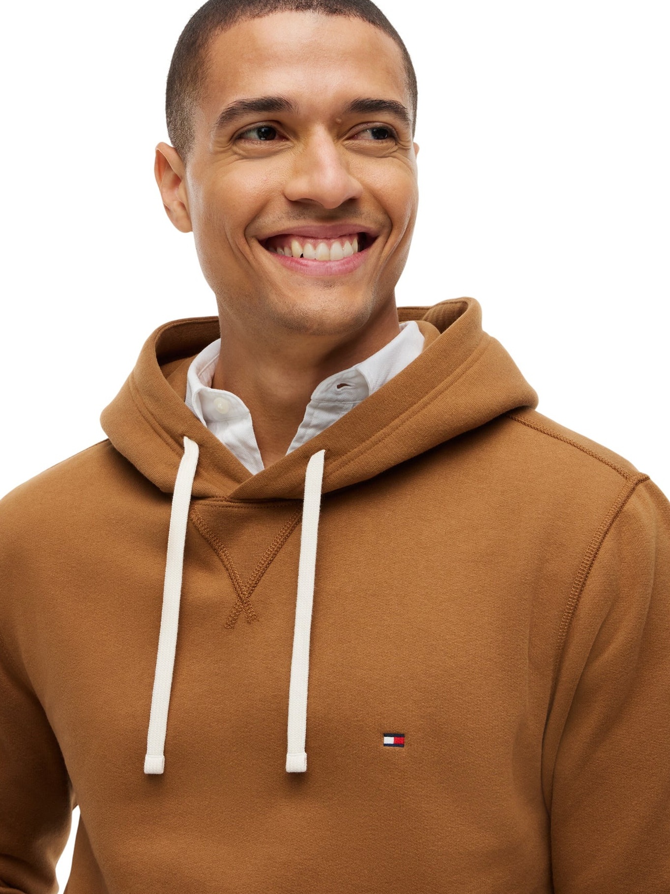 detail Tommy Hilfiger pánská hnědá mikina