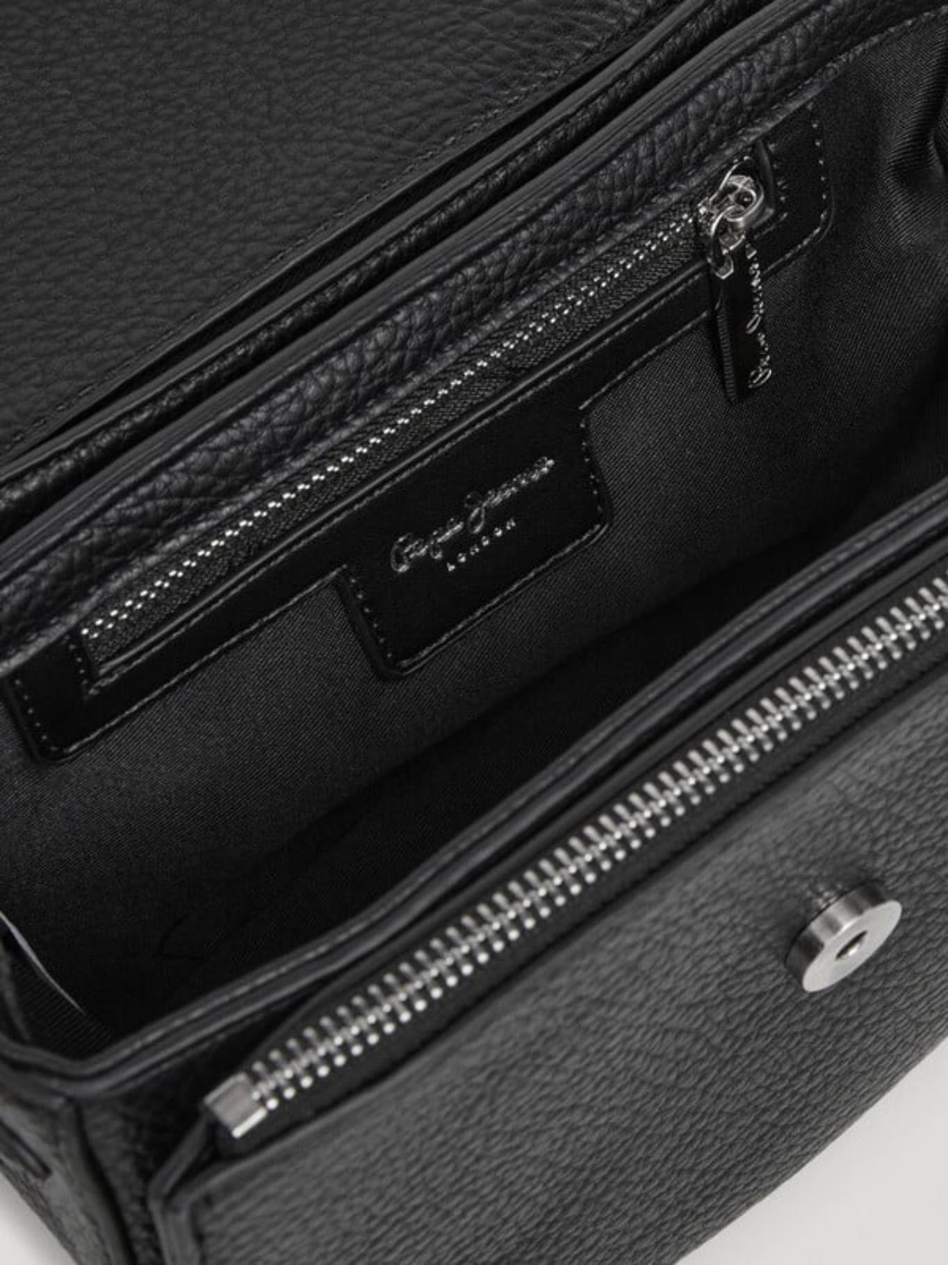 detail Pepe Jeans dámská černá kabelka