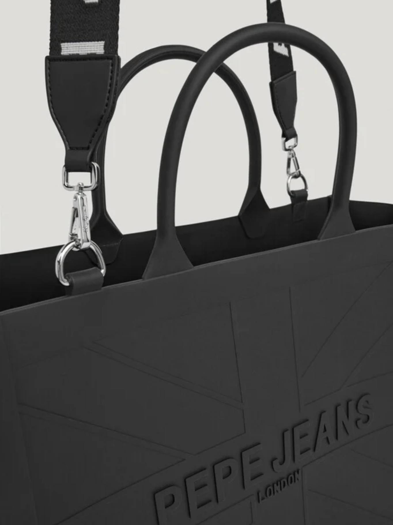 detail Pepe Jeans dámská černá kabelka