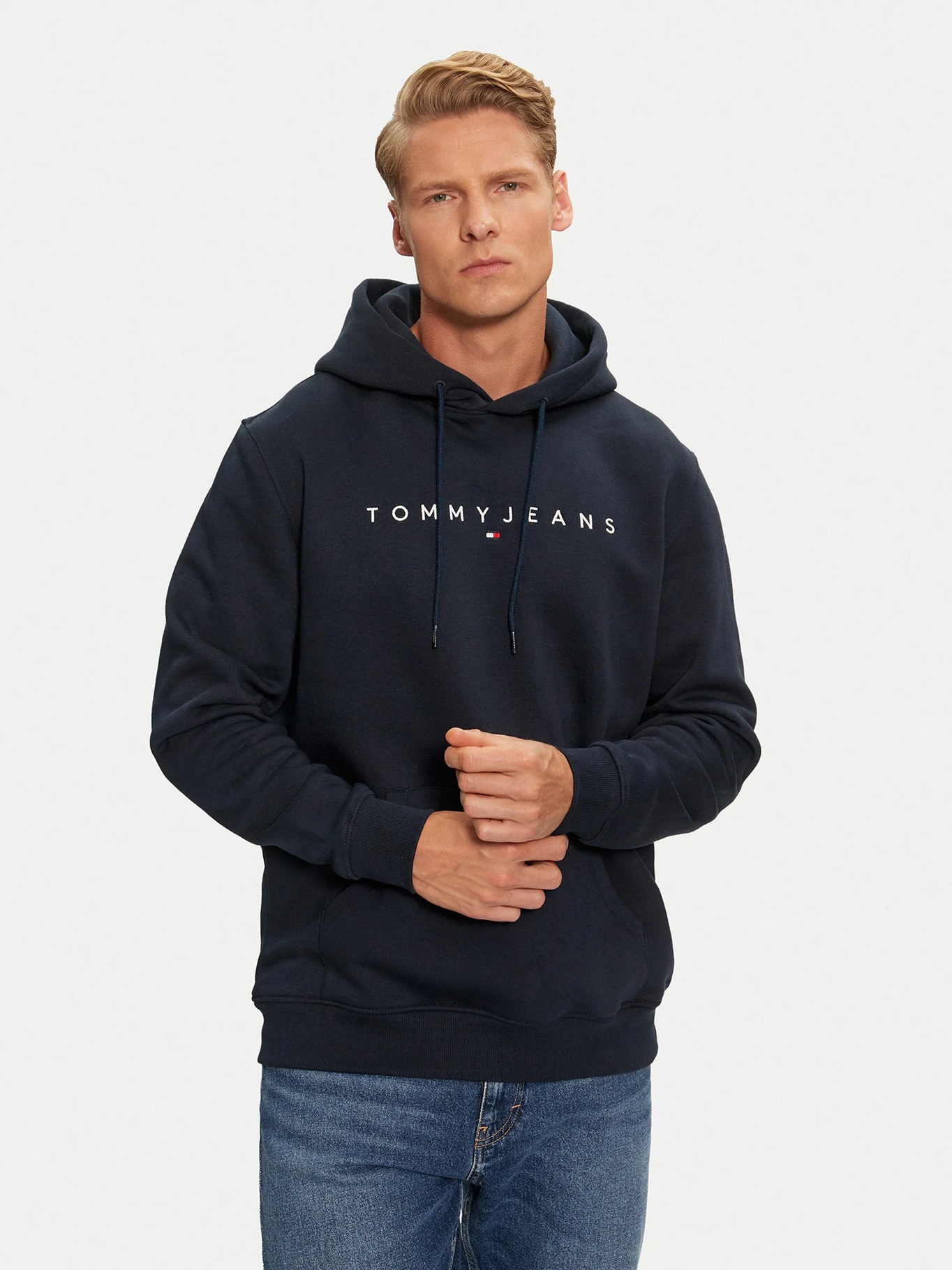 detail   Tommy Jeans pánská tmavě modrá mikina