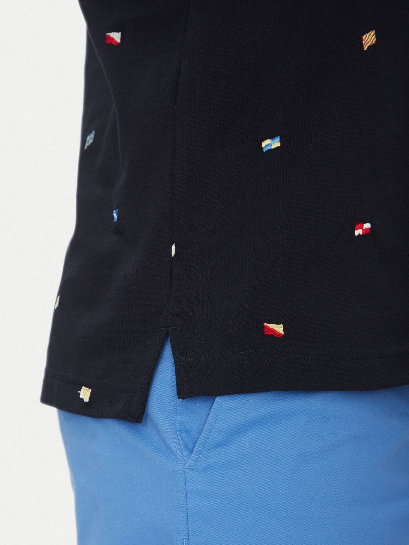 detail Tommy Jeans pánské tmavě modré polo tričko