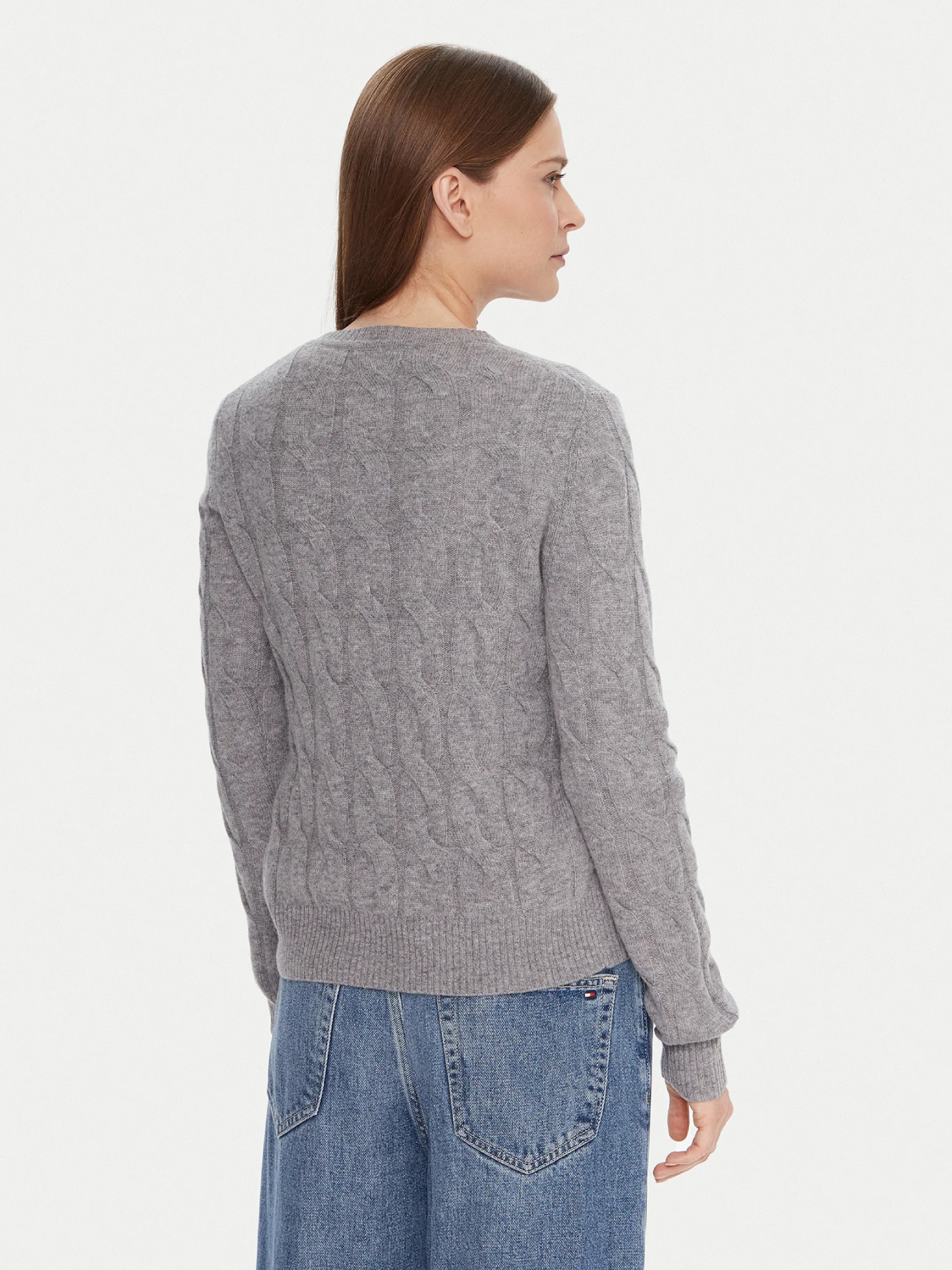 detail Tommy Hilfiger dámský šedý svetr