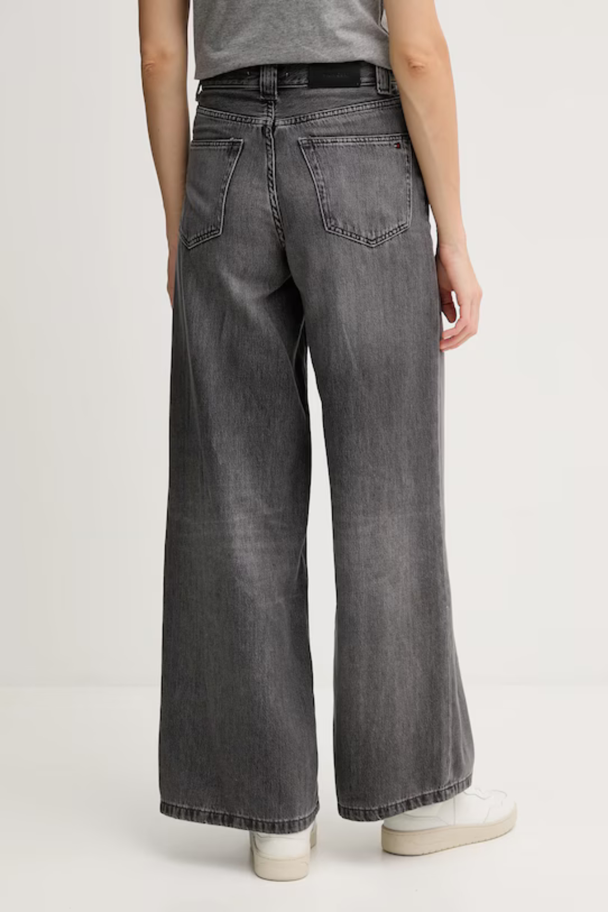 detail Tommy Hilfiger dámské  džíny