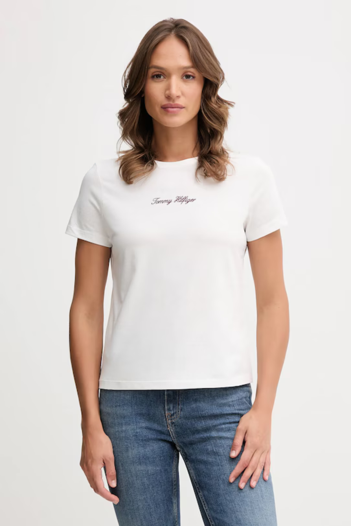 detail Tommy Hilfiger dámské bíle triko