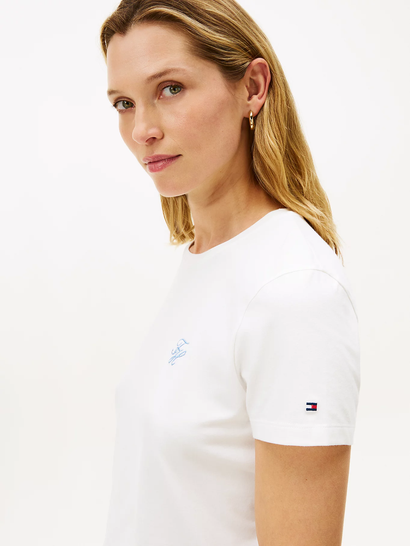 detail Tommy Hilfiger dámské bílé tričko