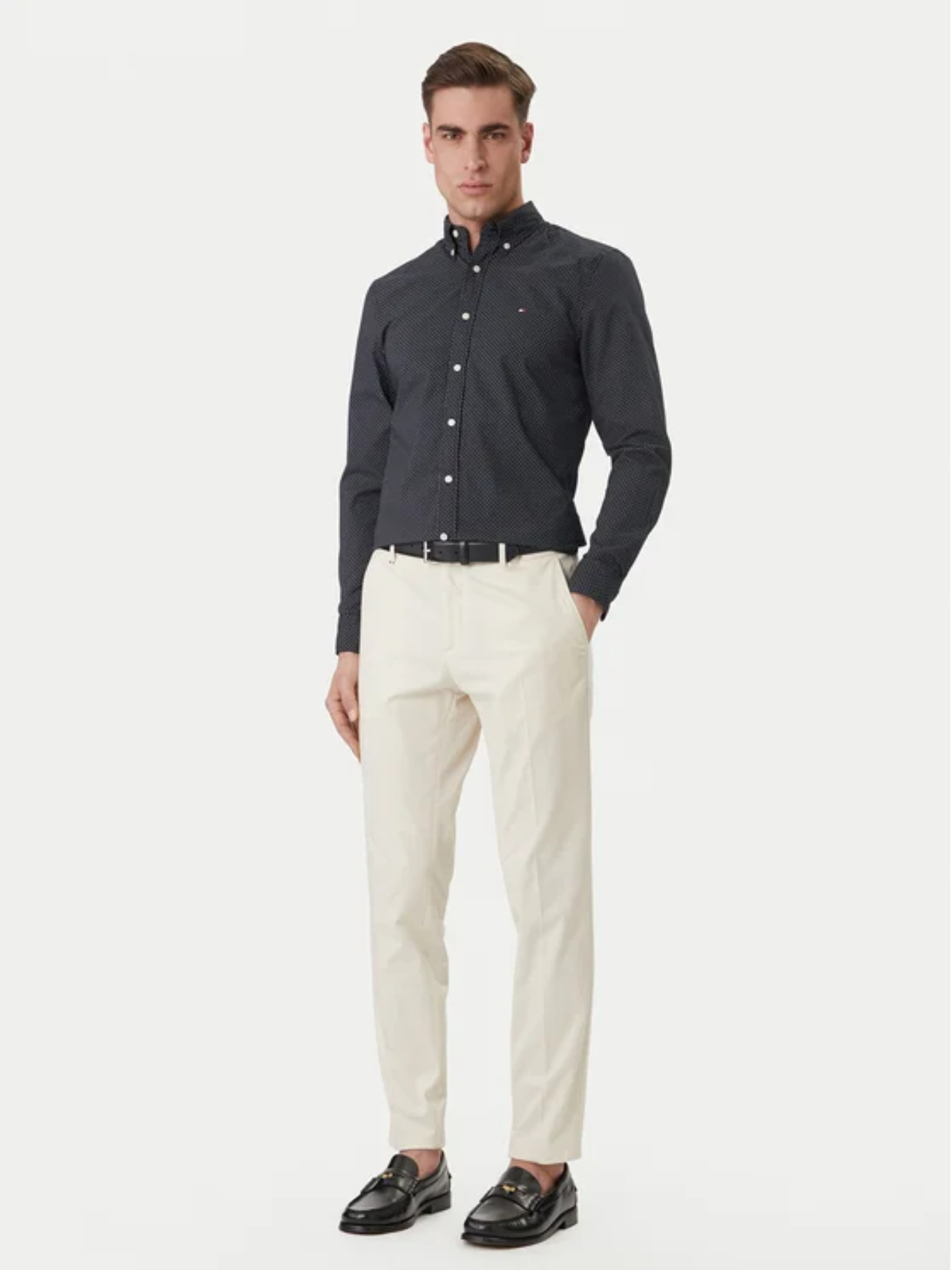 detail Tommy Hilfiger pánská tmavě modrá košile
