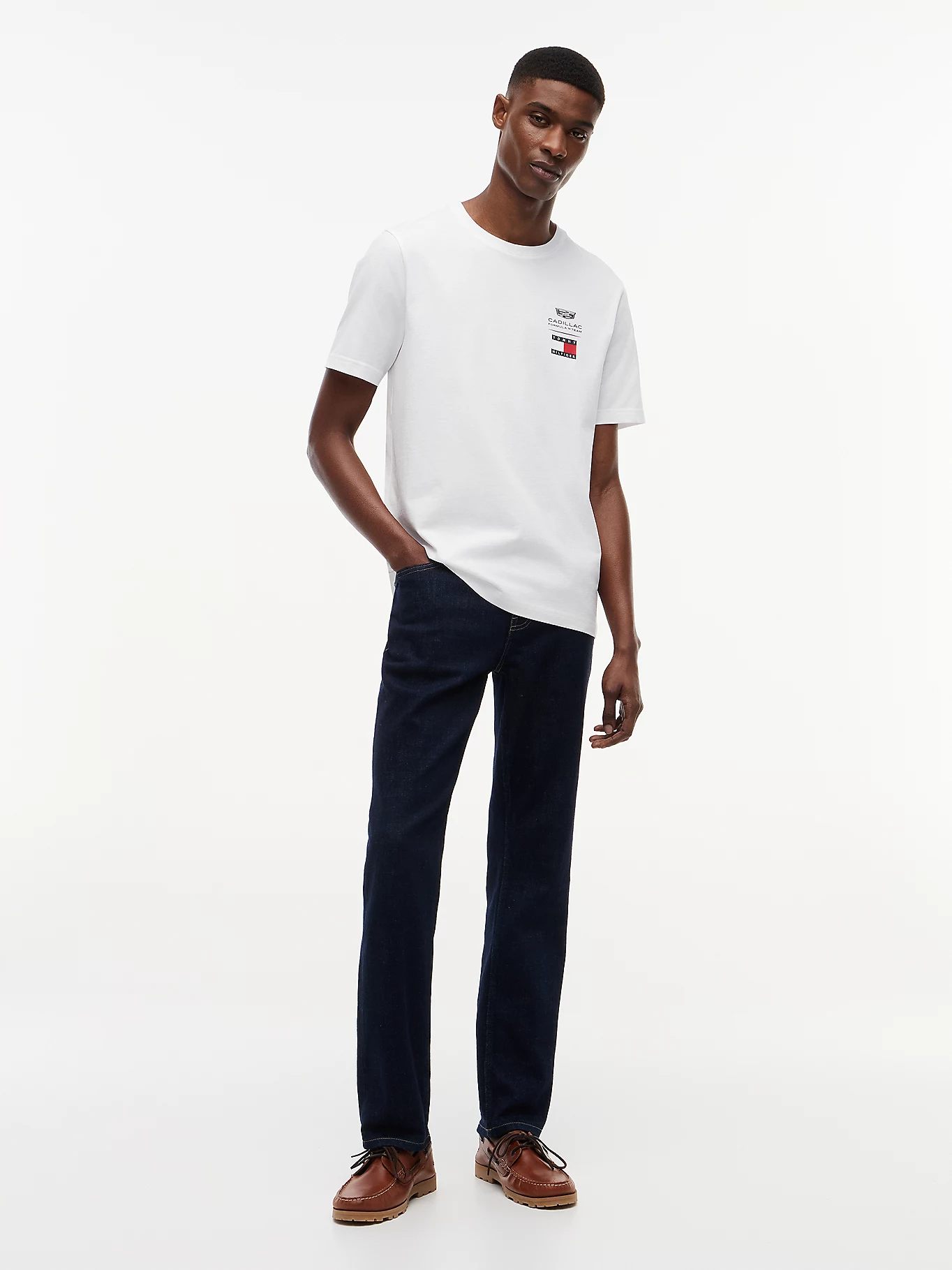 detail Tommy Hilfiger pánské bílé tričko