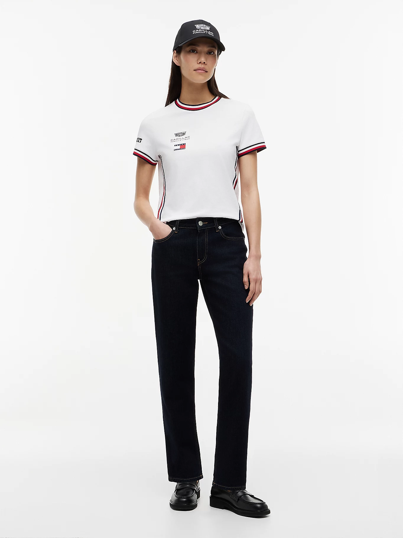 detail Tommy Hilfiger dámské bílé tričko
