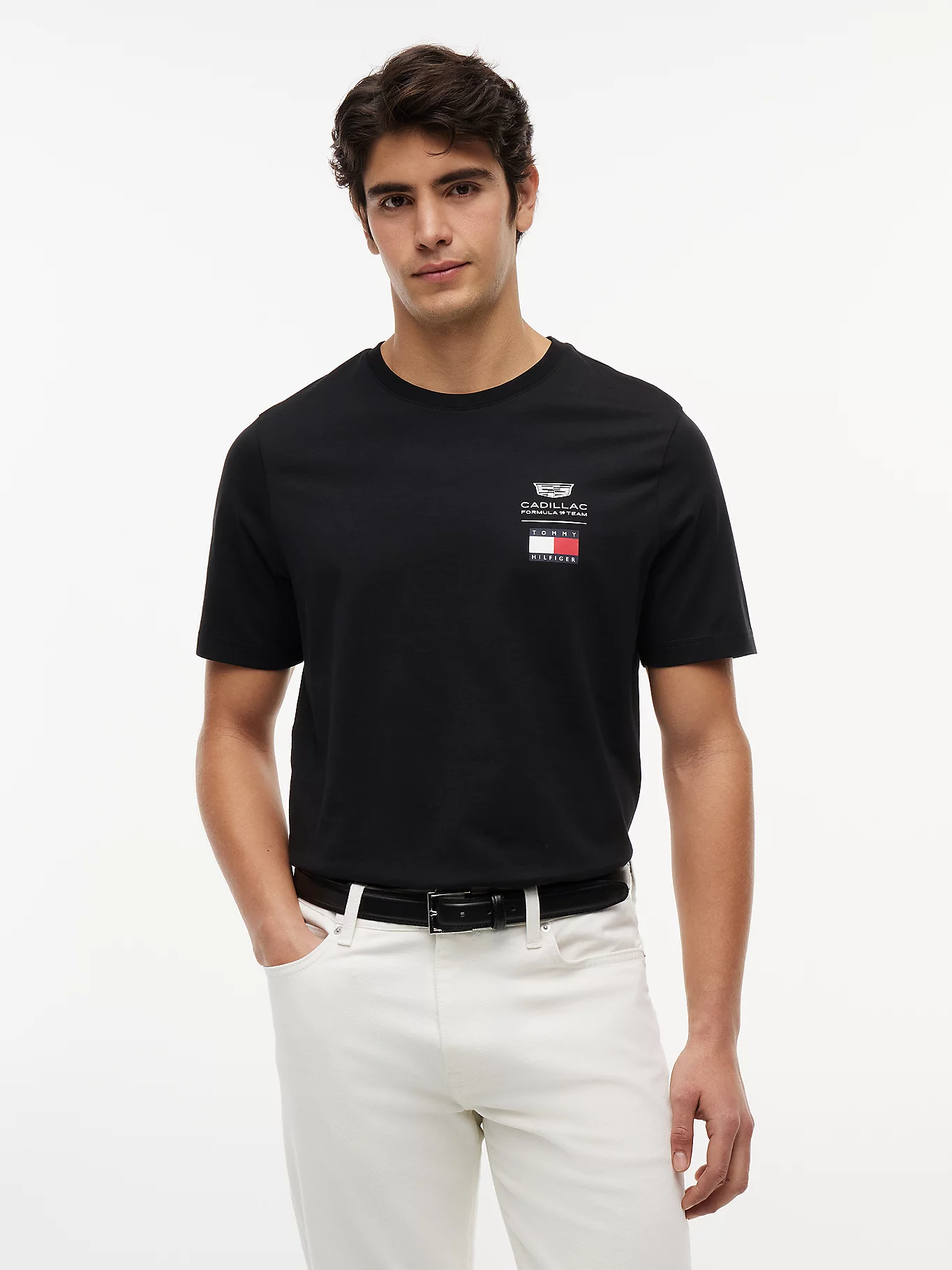 detail Tommy Hilfiger pánské černé tričko