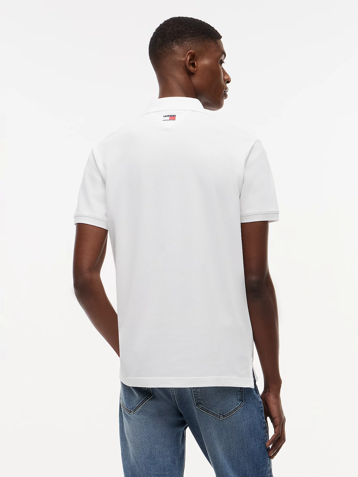 detail Tommy Hilfiger pánské bílé polo tričko