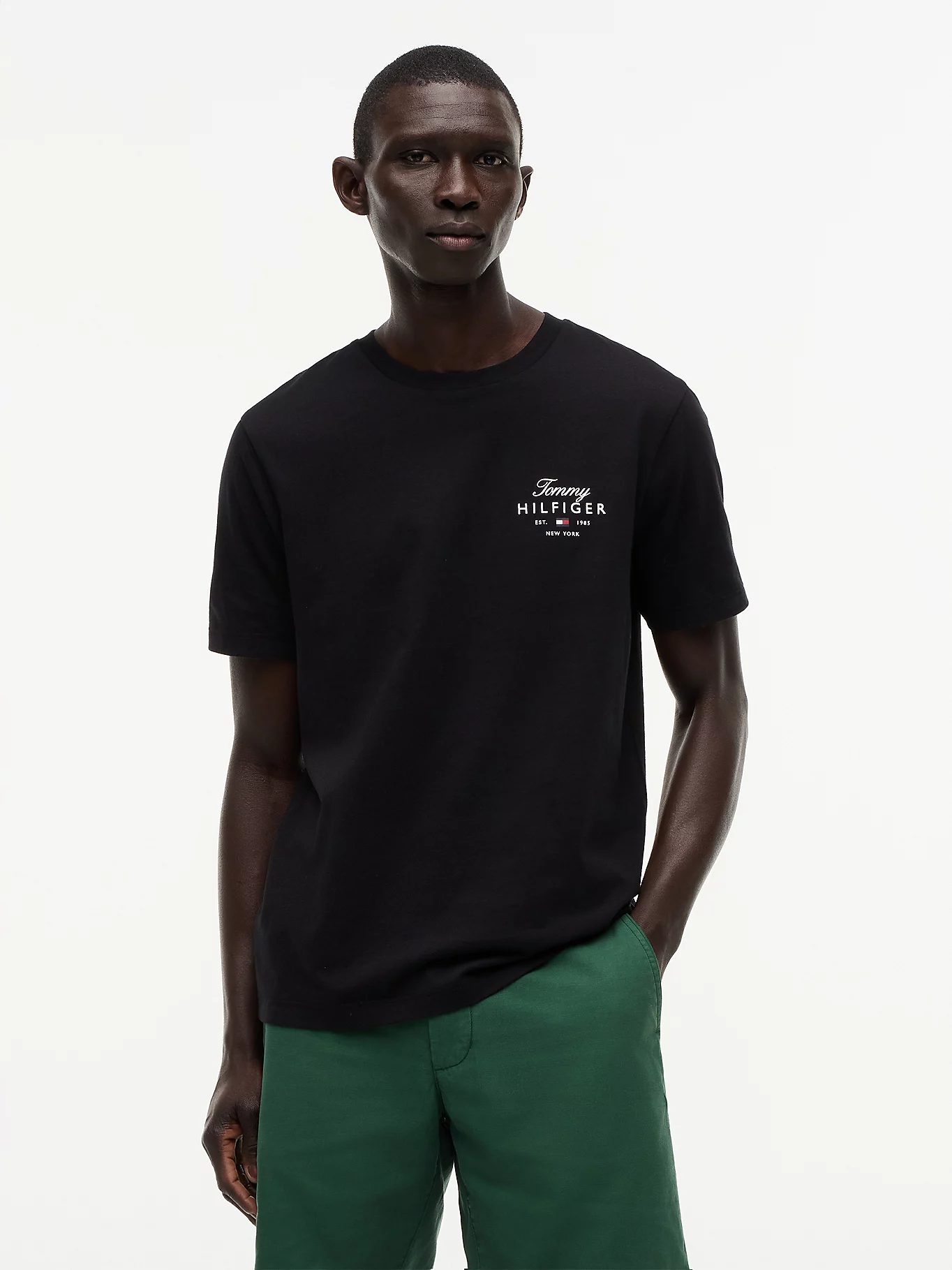 detail Tommy Hilfiger pánské černé tričko